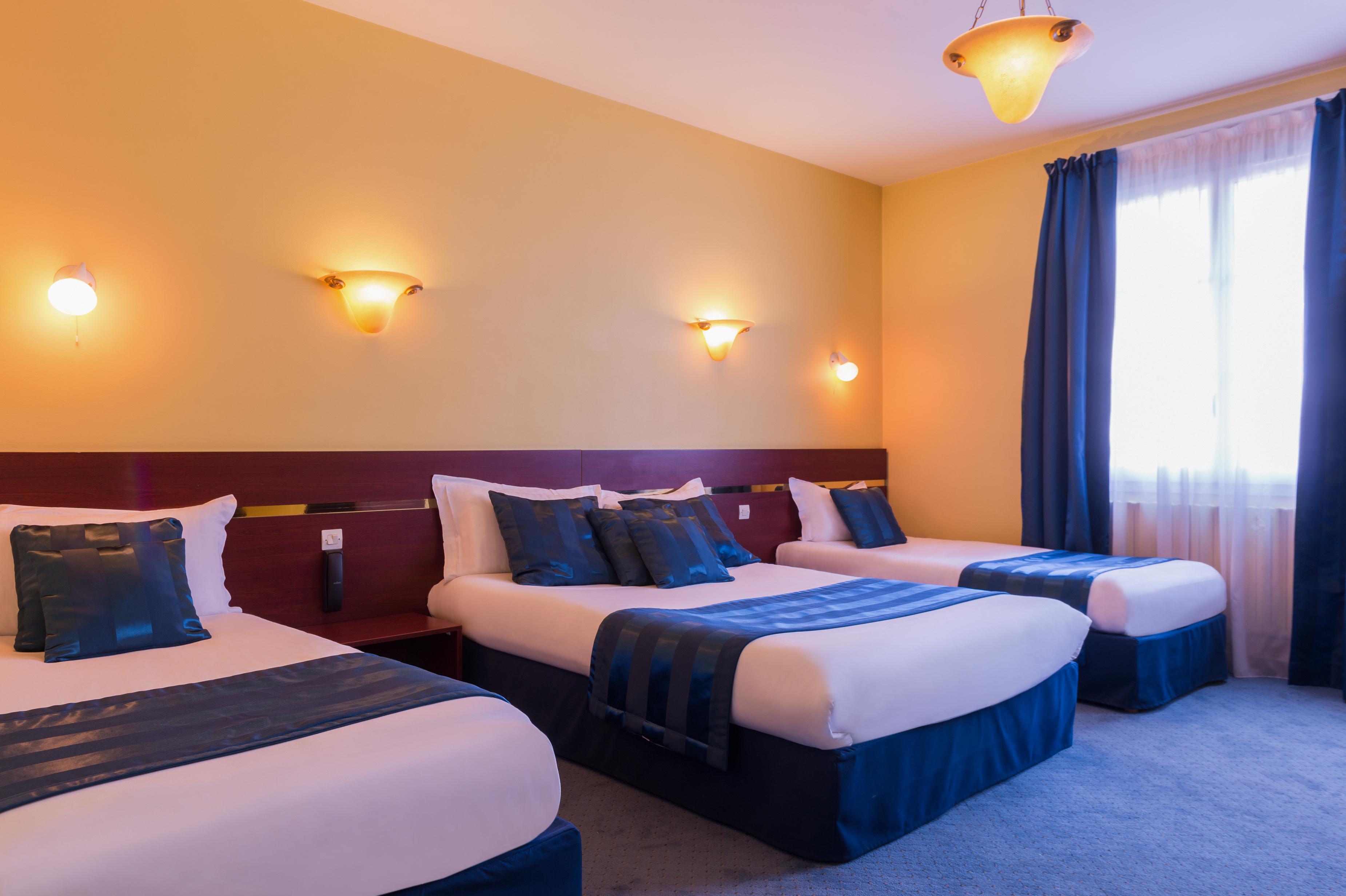 The Originals City, Hotel Cathedrale, Lisieux Buitenkant foto
