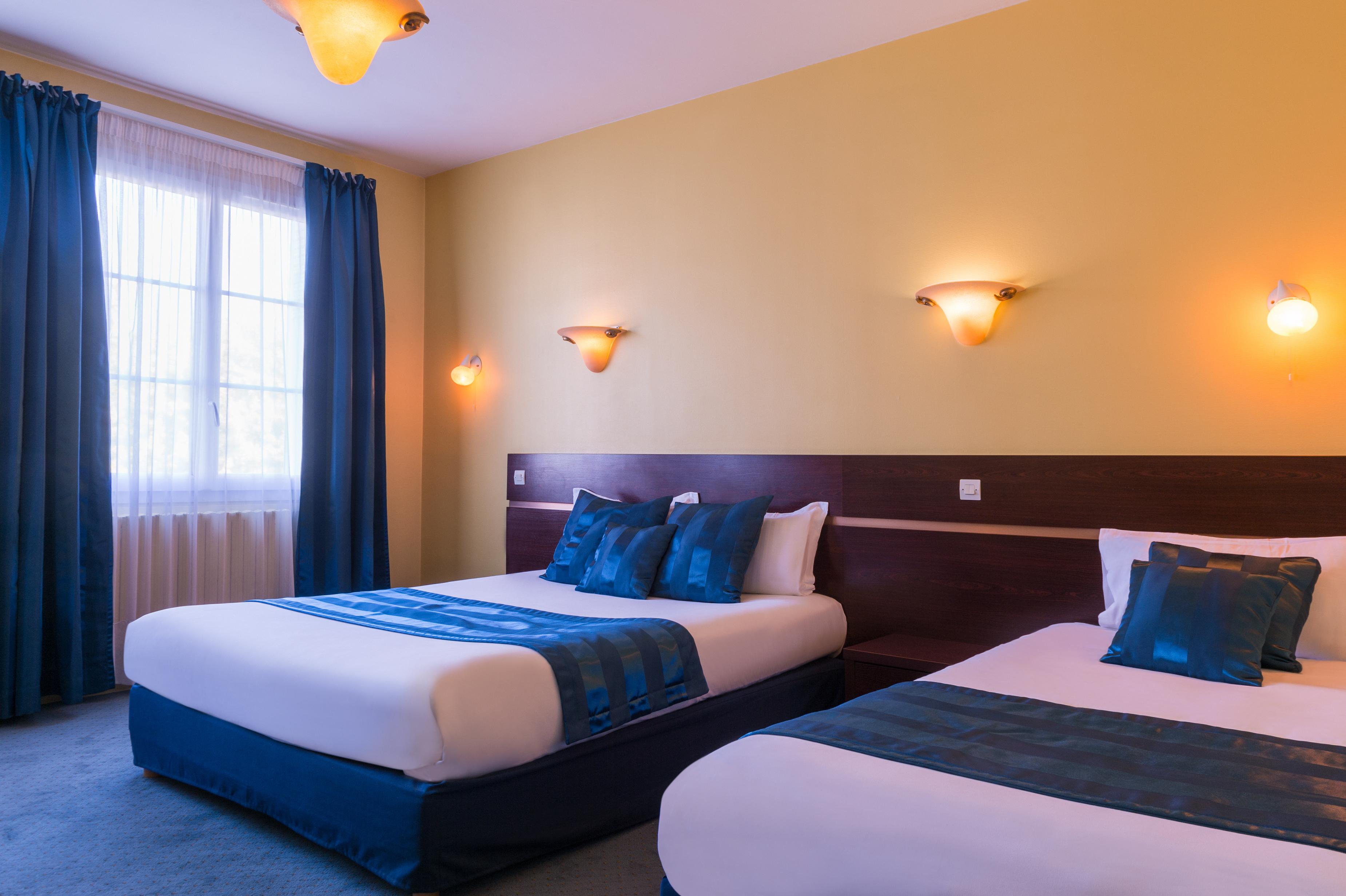The Originals City, Hotel Cathedrale, Lisieux Buitenkant foto
