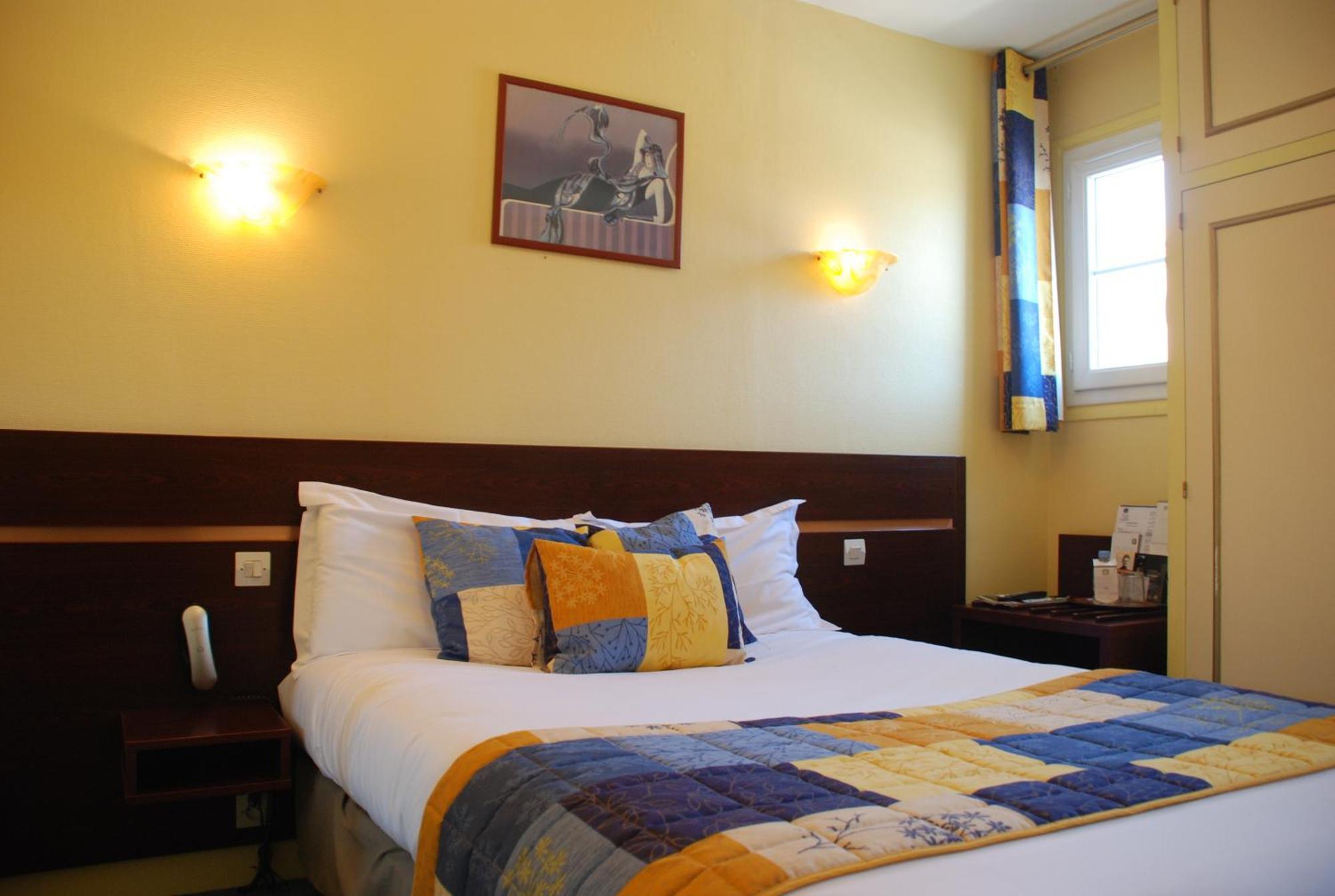 The Originals City, Hotel Cathedrale, Lisieux Buitenkant foto