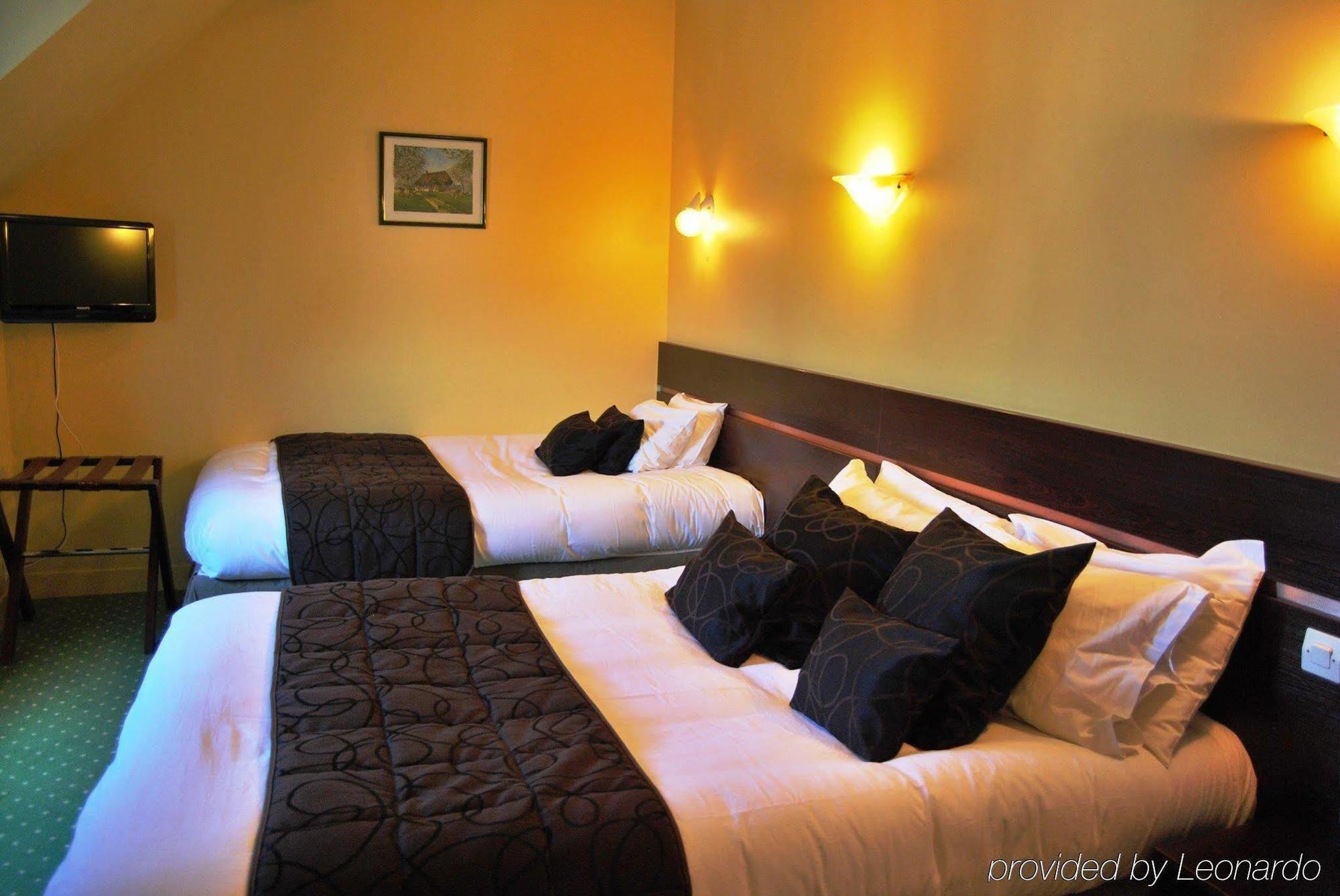 The Originals City, Hotel Cathedrale, Lisieux Buitenkant foto