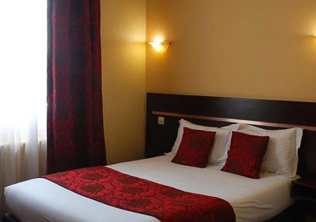 The Originals City, Hotel Cathedrale, Lisieux Buitenkant foto
