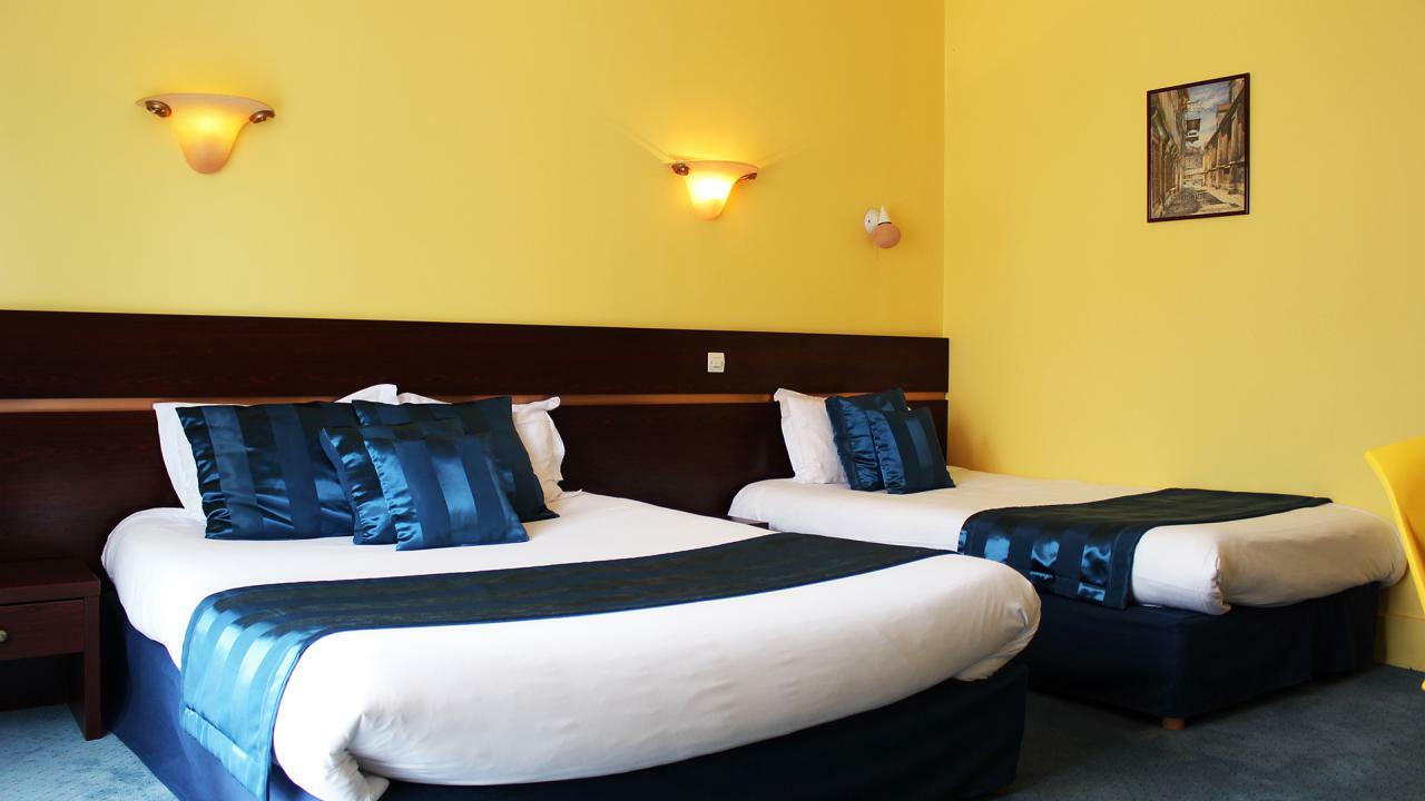 The Originals City, Hotel Cathedrale, Lisieux Buitenkant foto