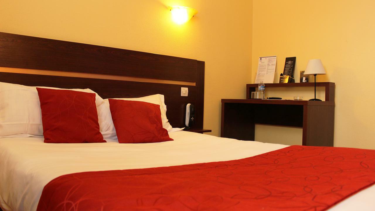 The Originals City, Hotel Cathedrale, Lisieux Buitenkant foto